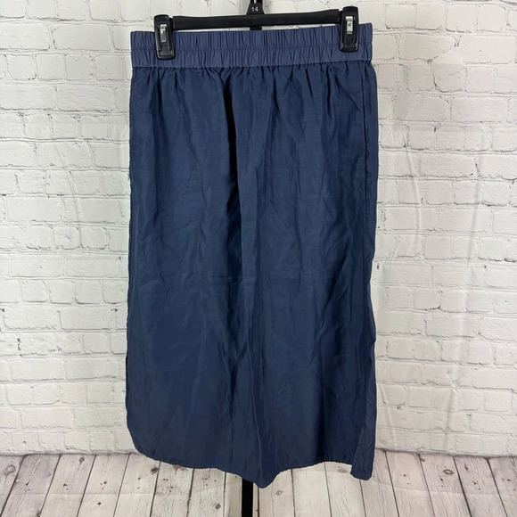 COS Dresses & Skirts - COS Navy Lightweight Midi Skirt Pockets Size 4